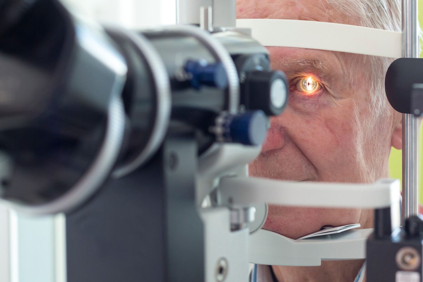 Early Signs of Cataracts